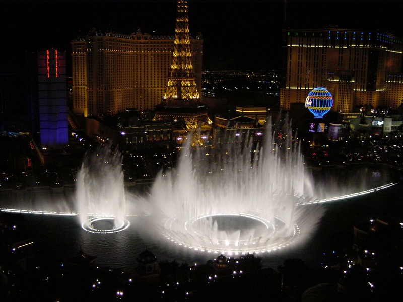 "DSC02735, Bellagio Hotel, Las Vegas, Nev" (CC BY 2.0) by jimg944
